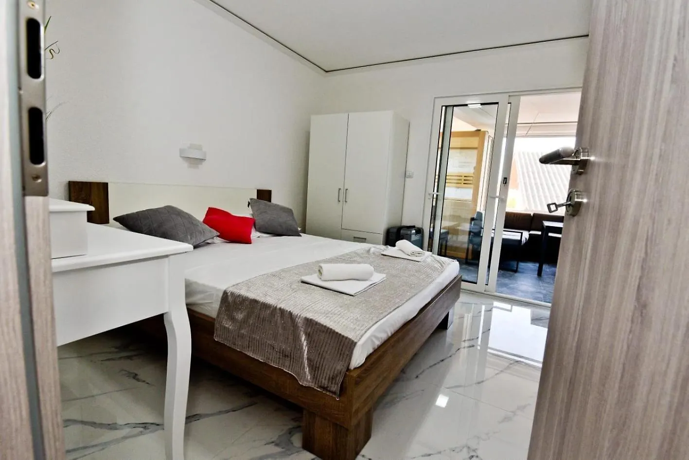 Apartment Sun Vir Croatia