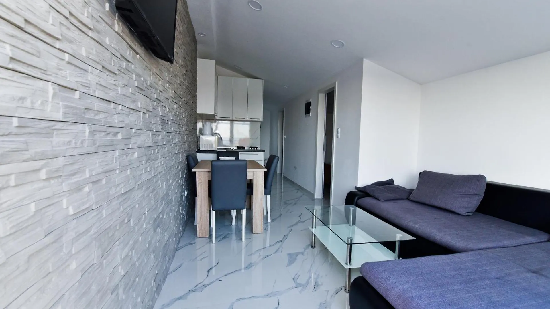 Apartment Sun Vir 0*,  Croatia
